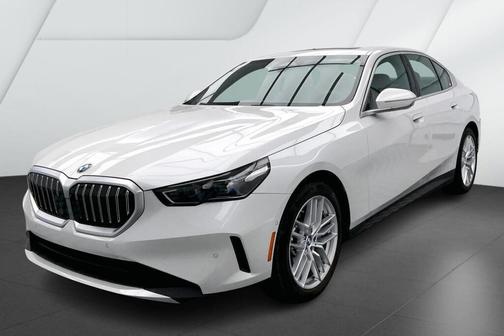 2024 BMW 530 i xDrive