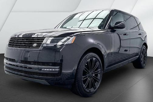 Santorini Black 2026 Land Rover Range Rover P400 SE 7 Seat