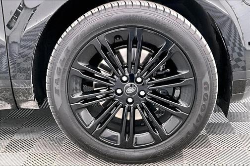 2026 Land Rover Range Rover Evoque Core S