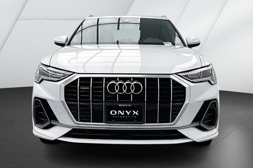 2022 Audi Q3 45 S line Premium Plus