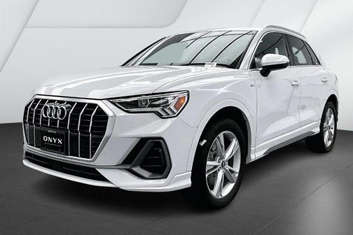 2022 Audi Q3 45 S line Premium Plus