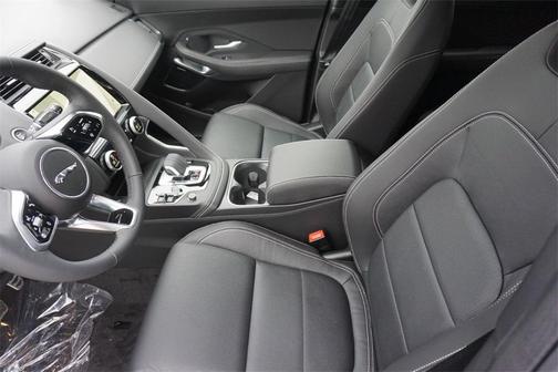 2024 Jaguar E-PACE P250 R-Dynamic SE