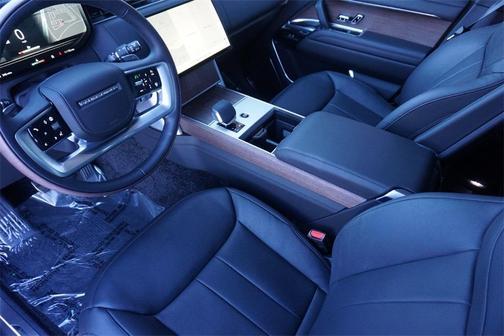 2025 Land Rover Range Rover P530 Autobiography