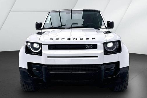 Fuji White 2026 Land Rover Defender 110 X-Dynamic SE