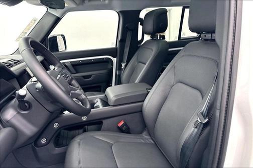 Fuji White 2026 Land Rover Defender 110 X-Dynamic SE