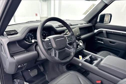 Fuji White 2026 Land Rover Defender 110 X-Dynamic SE