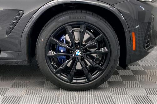 2024 BMW X3 M40i
