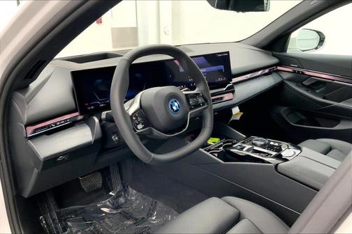 2024 BMW i5 eDrive40
