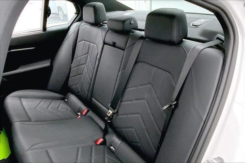 2024 BMW i5 eDrive40