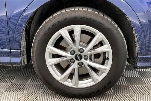 2022 Audi Q3 45 S line Premium Plus