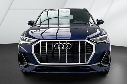 2022 Audi Q3 45 S line Premium Plus