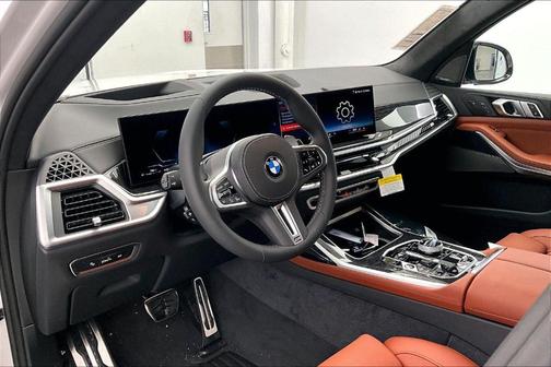 2026 BMW X7 M60i