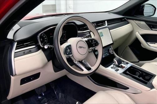 2025 Jaguar F-PACE P400 R-Dynamic S