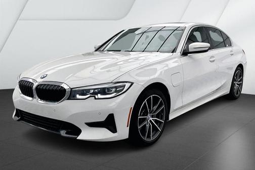 2021 BMW 330e xDrive