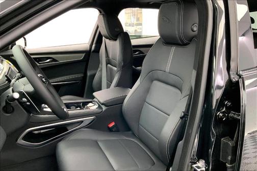 2026 Jaguar F-PACE P250 R-Dynamic S