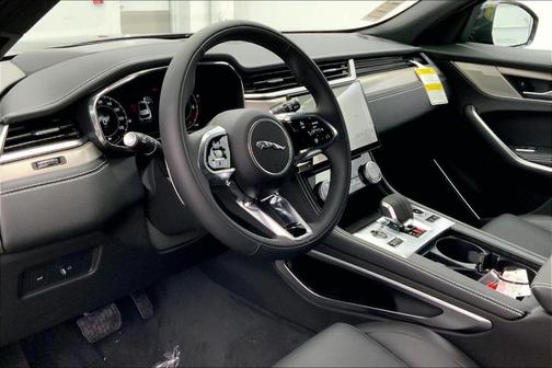 2026 Jaguar F-PACE P250 R-Dynamic S