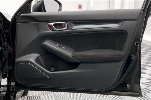 2023 Honda Civic Type R Base