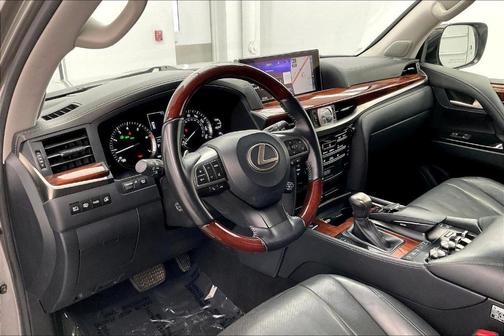 2019 Lexus LX 570