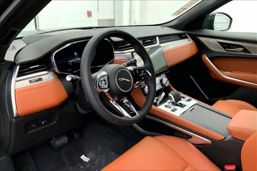 2026 Jaguar F-PACE P400 R-Dynamic S