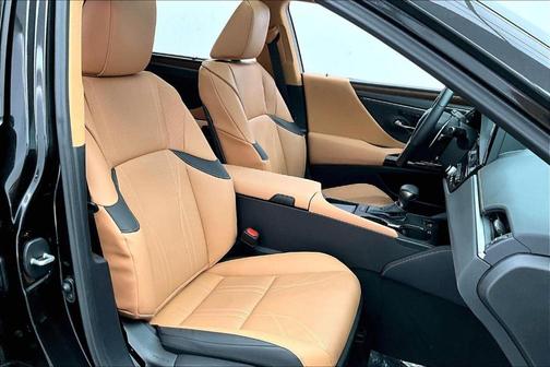 2025 Lexus ES 350 Ultra Luxury