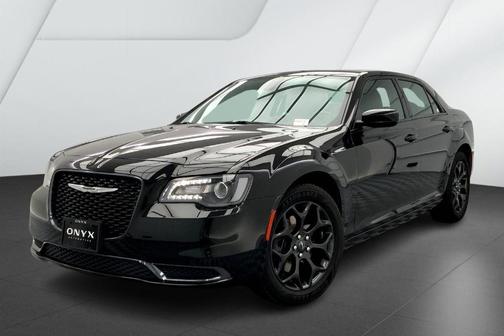 2019 Chrysler 300 Touring