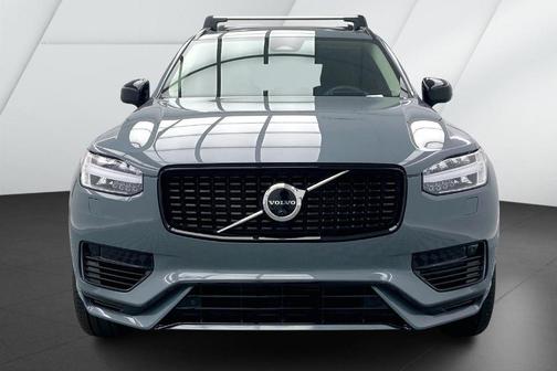 2023 Volvo XC90 Recharge Plug-In Hybrid T8 Ultimate Dark Theme 7-Seater
