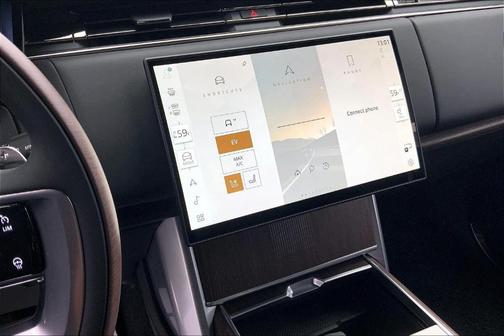 2025 Land Rover Range Rover P550e Autobiography