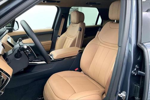 2025 Land Rover Range Rover Sport P360 SE