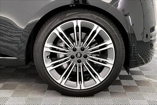 2023 Land Rover Range Rover P400 SE