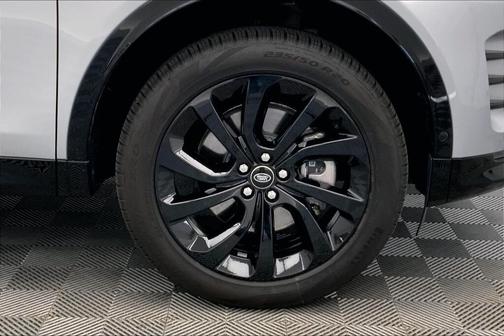 2025 Land Rover Discovery Sport Dynamic SE
