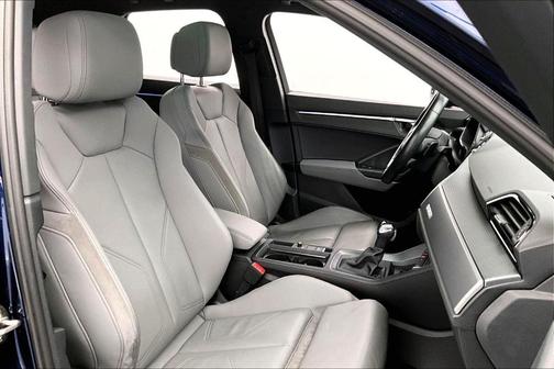 2022 Audi Q3 45 S line Premium Plus