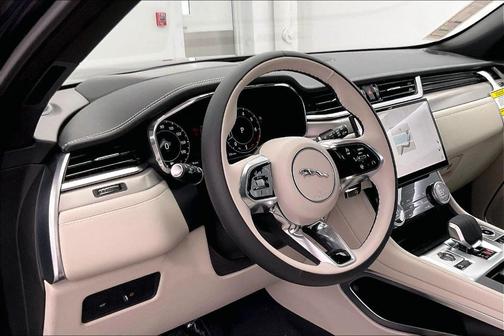 2026 Jaguar F-PACE P250 R-Dynamic S