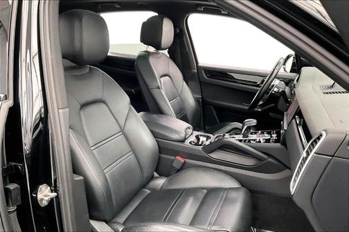 2019 Porsche Cayenne Base