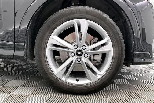 2022 Audi Q3 45 S line Premium Plus