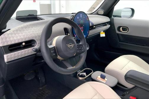 2025 MINI Hardtop C Signature Trim