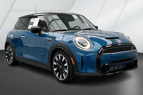 2023 MINI Hardtop Cooper S