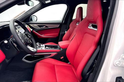 Fuji White 2026 Jaguar F-PACE P400 R-Dynamic S