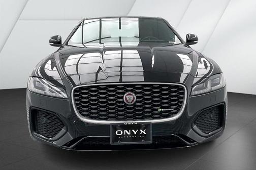 2022 Jaguar XF P300 R-Dynamic SE