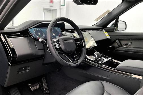 2026 Land Rover Range Rover Sport 5.0L Supercharged Dynamic