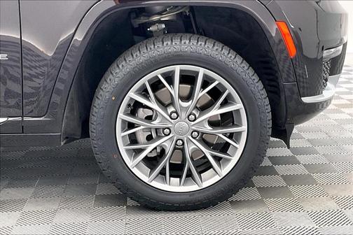 2023 Jeep Grand Cherokee L Summit