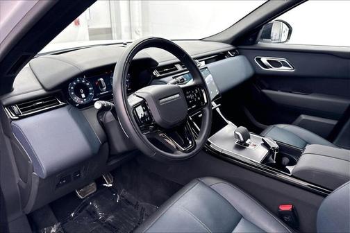Ostuni Pearl White 2026 Land Rover Range Rover Velar Dynamic SE