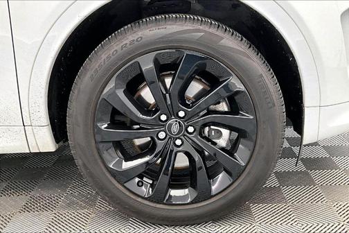 2023 Land Rover Discovery Sport SE R-Dynamic