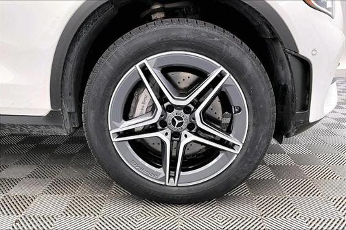 2022 Mercedes-Benz GLC 300 Base 4MATIC