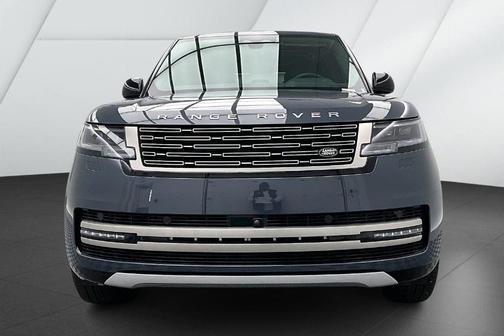 2025 Land Rover Range Rover P530 SE 7 Seat