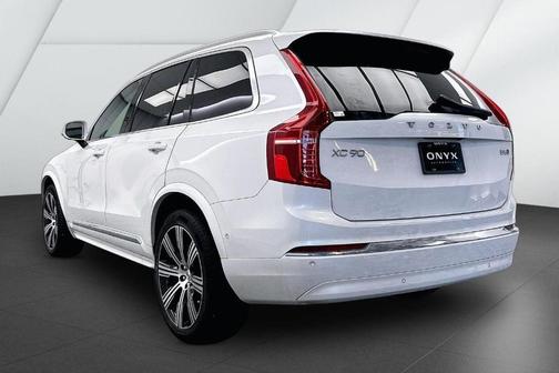 2023 Volvo XC90 B6 Ultimate 7-Seater