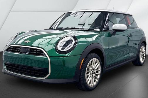 British Racing Green IV Metallic 2026 MINI Hardtop Cooper