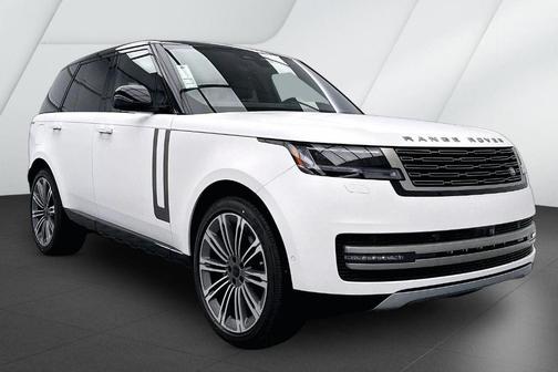 Icy White Satin Finish 2026 Land Rover Range Rover P400 SE