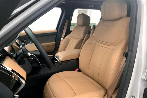 2025 Land Rover Range Rover Sport P360 SE