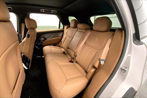 2025 Land Rover Range Rover Sport P360 SE