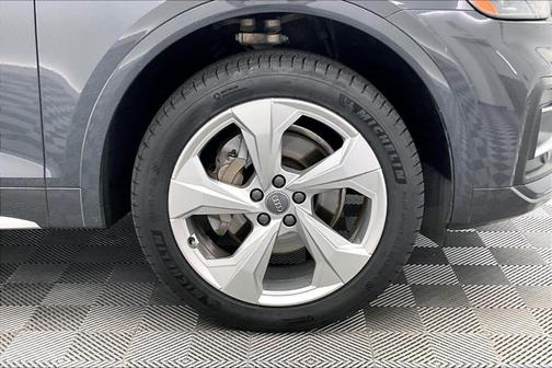 2021 Audi Q5 40 Premium Plus